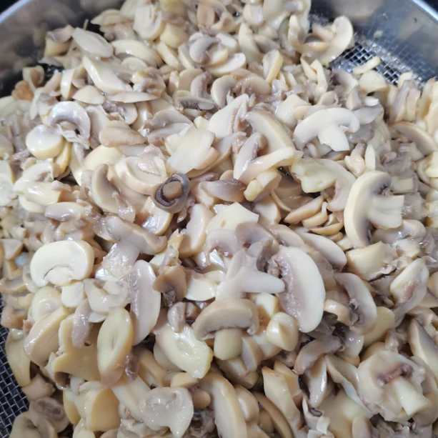 PNS Mushroom in can PNS Mushroom in can